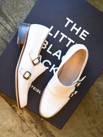 Roller Girl ivory  loafers