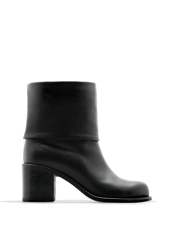 MARGARET LEATHER ANKLE BOOTS - BLACK